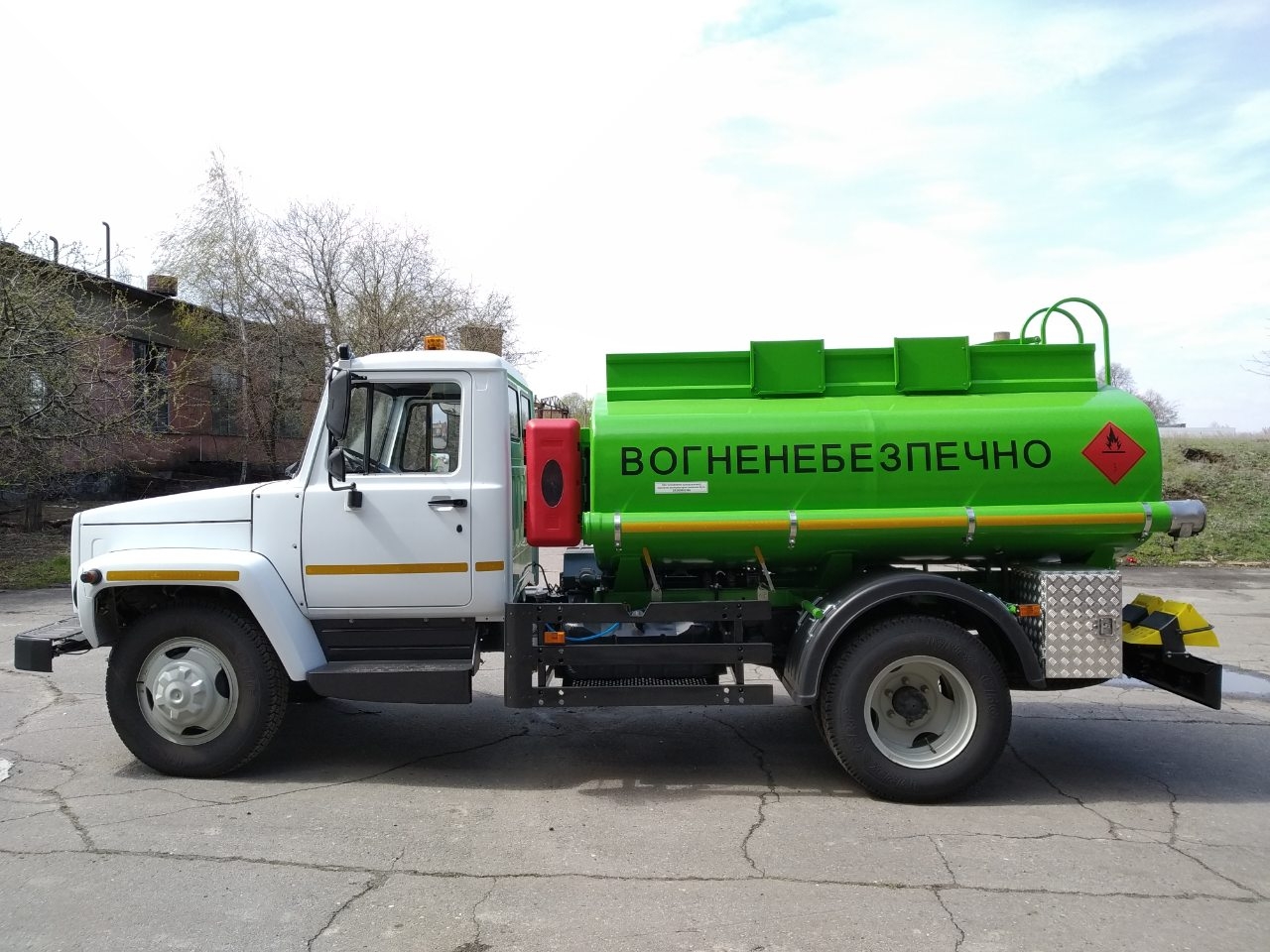 Автотопливозаправщик заказать