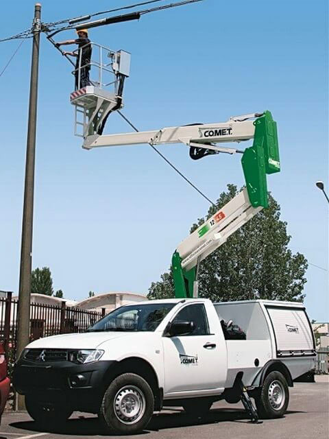 купити автовишку Comet на пікапі