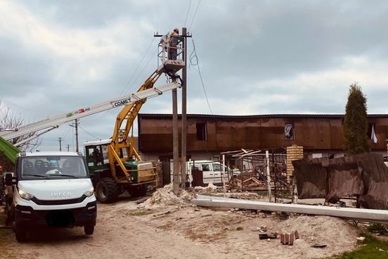 купити автовишка зі стрілою