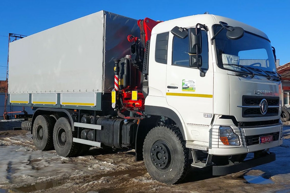Вантажні автомобілі та спецтехніка DONGFENG фото 3