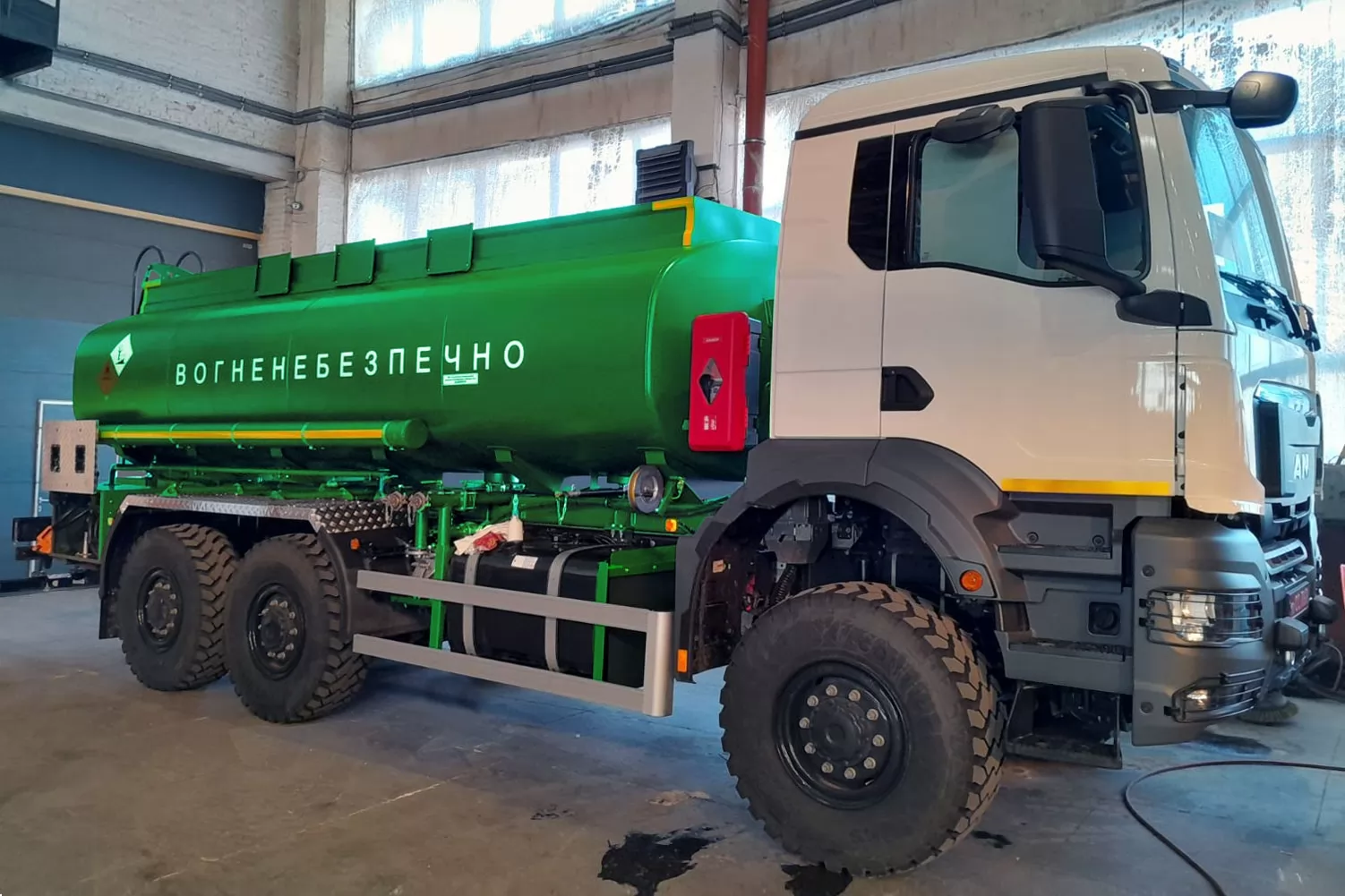автопаливозаправник apz 15