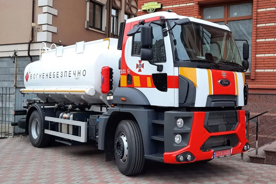 купити автопаливозаправник