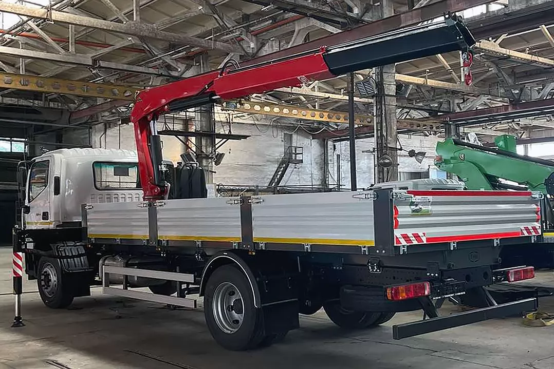 бортові крани маніпулятори