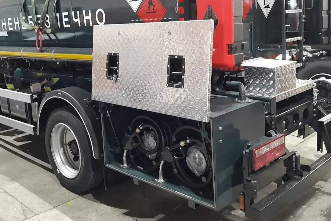 паливозаправник мобільна заправка