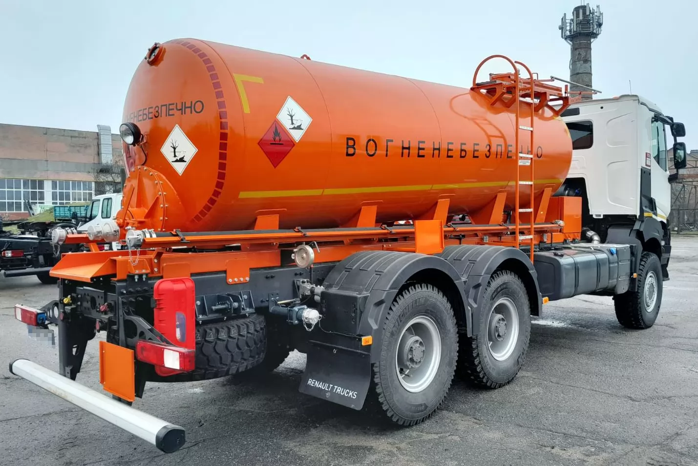 цистерны на renault