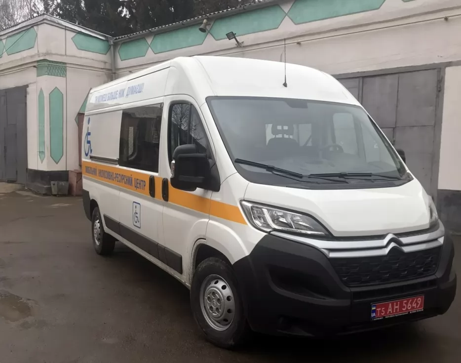 автомобили для перевозки инвалидов колясочников CITROEN