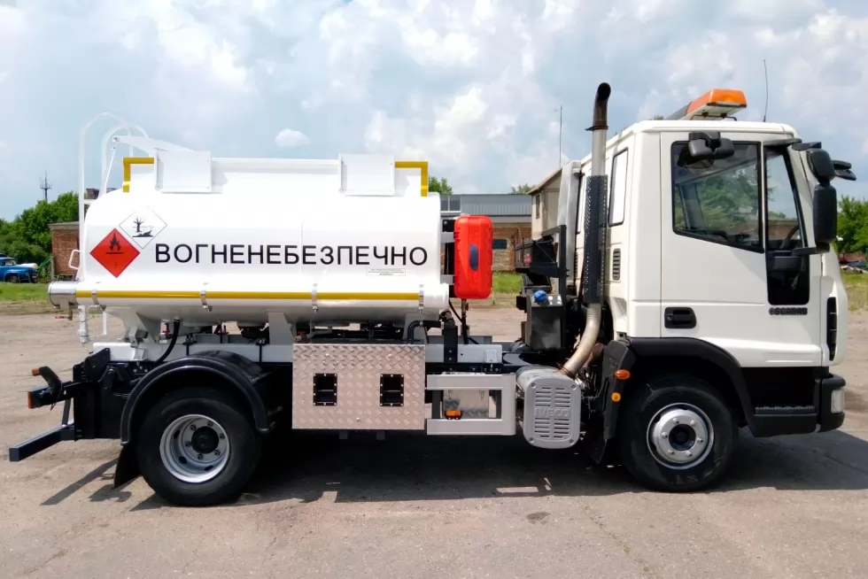 Во Львовской области будет работать новый автотопливозаправщик APZ-4 на IVECO Eurocargo, фото 1