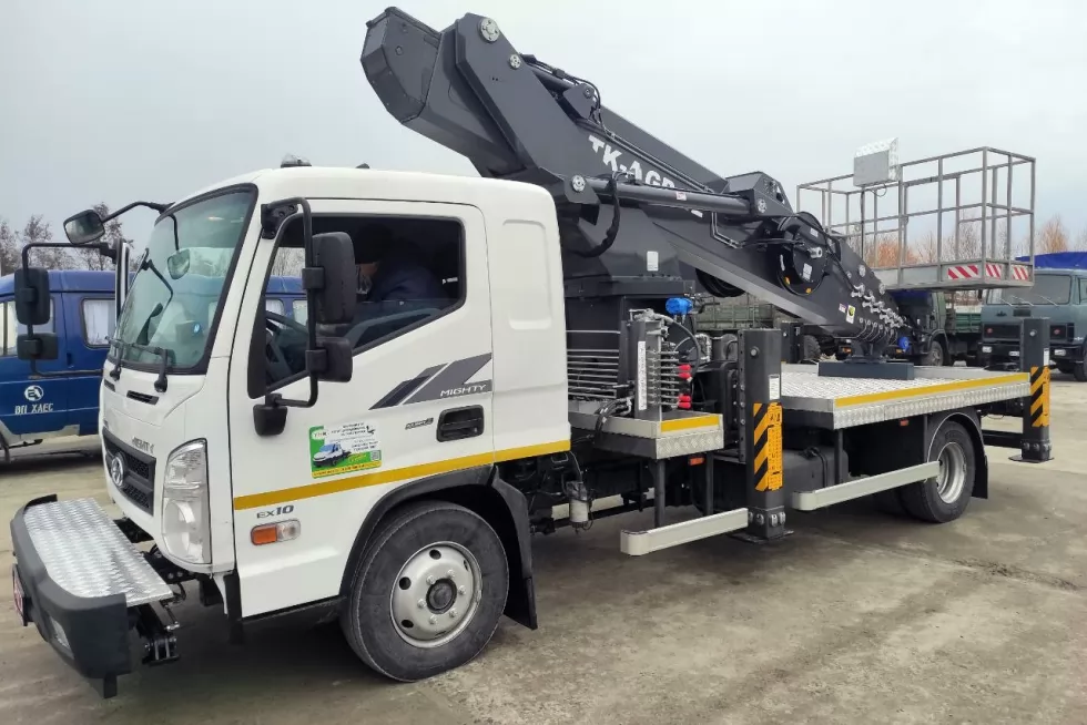 На Хмельницкой АЭС будет работать мощная южнокорейская автовышка, фото 7