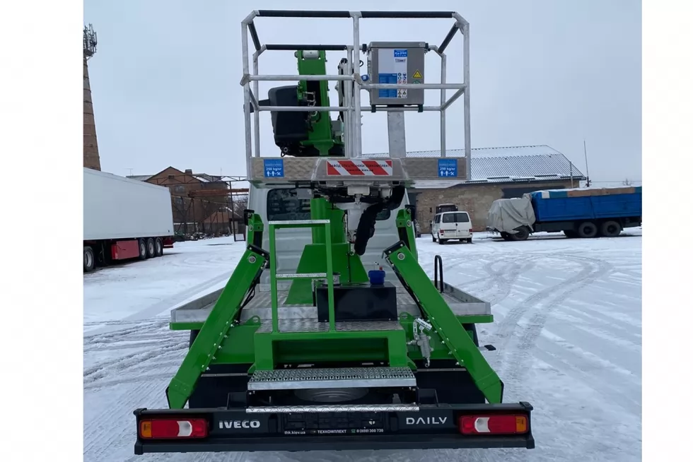В Черкасской области будет работать новая 14-метровая автовышка Comet, фото 8