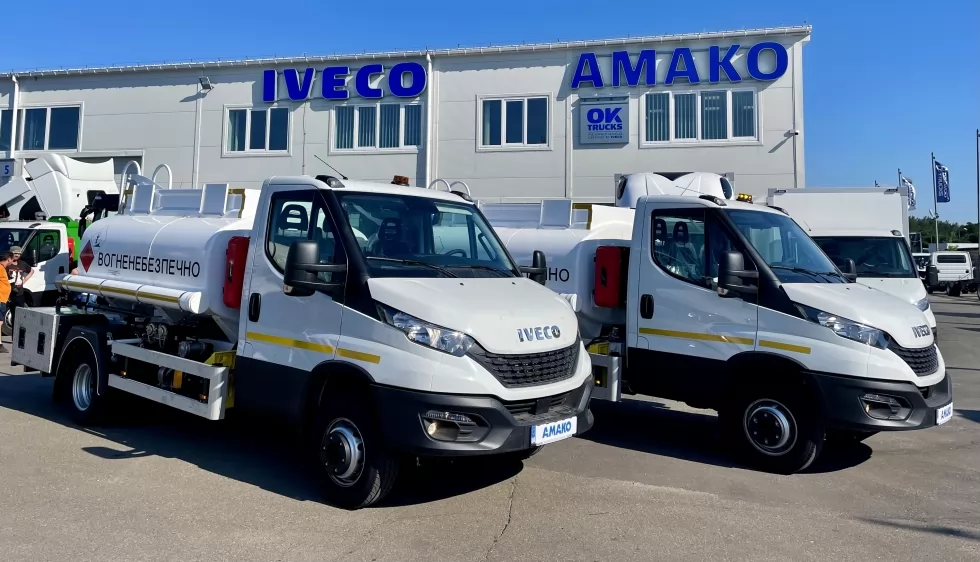 топливозаправщик iveco 4 m3