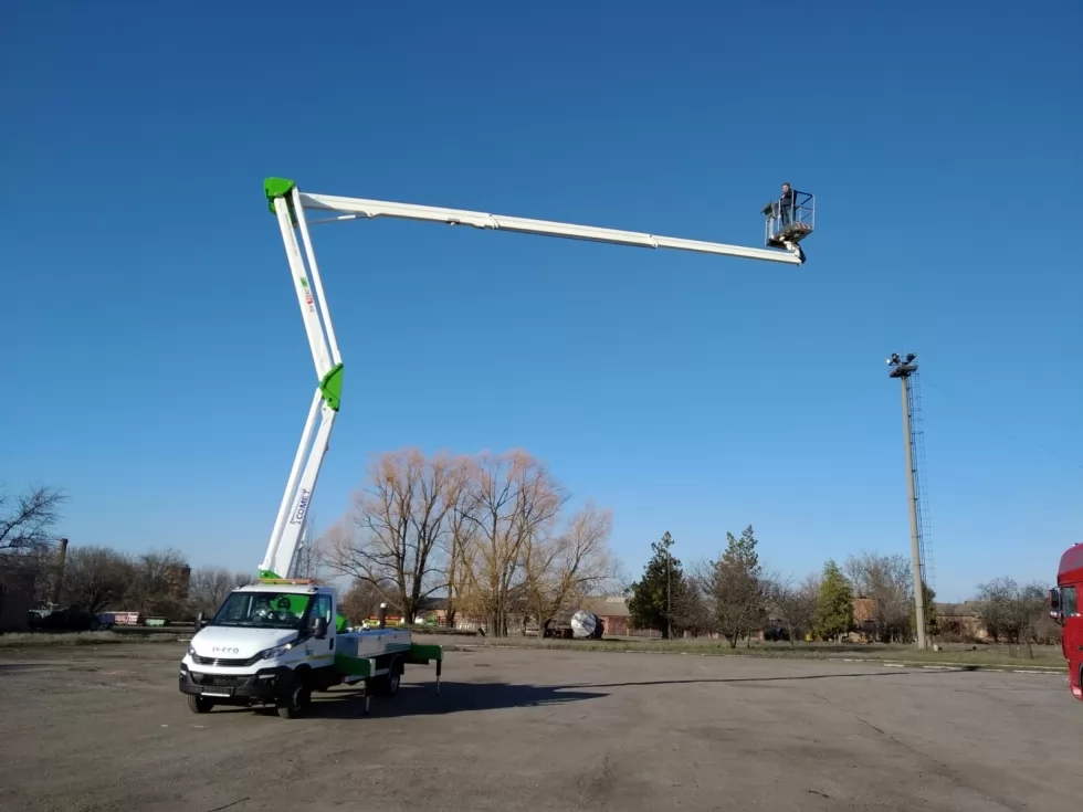 автогидроподъемники comet 28 на iveco