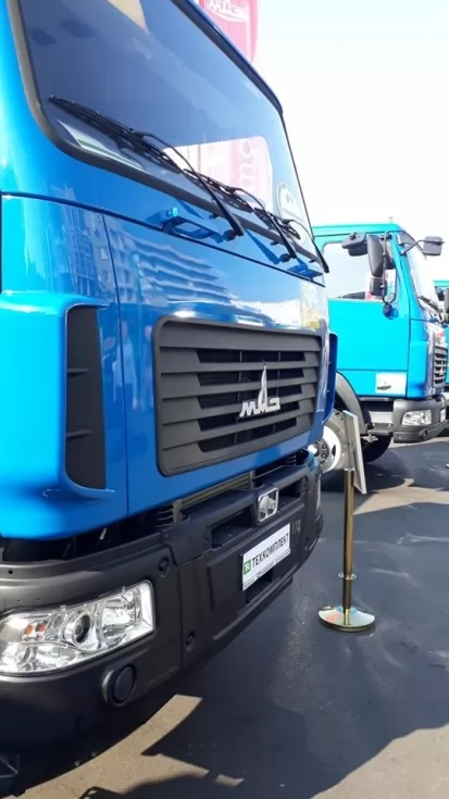 В Житомире проходит выставка крупногабаритных машин совместного производства Украина-Беларусь, фото 11