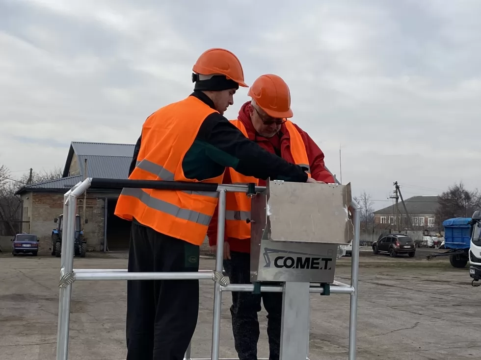 На полтавском производстве состоялось обучение управлению автовышкой для одного из заказчиков, фото 10