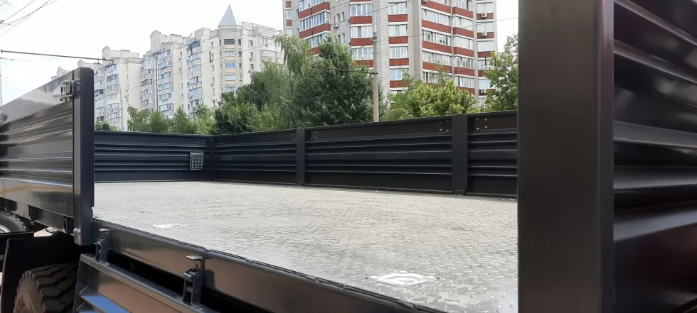 підлога бортової платформи