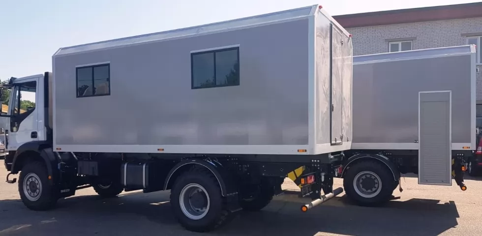 Для служб Полтаваоблэнерго изготовлено два новых бригадных автомобиля на IVECO EUROCARGO ML 110 4Х4, фото 4