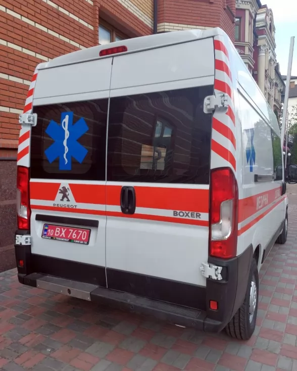 Изготовлен автомобиль скорой помощи на базе Peugeot Boxer, фото 6