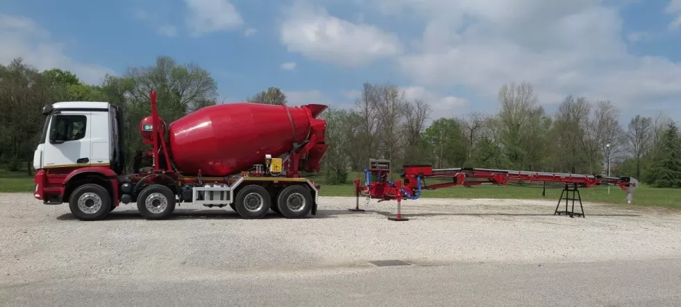 В продажу в Украине поступили ленточные конвейеры IMER L & T для бетона, фото 1