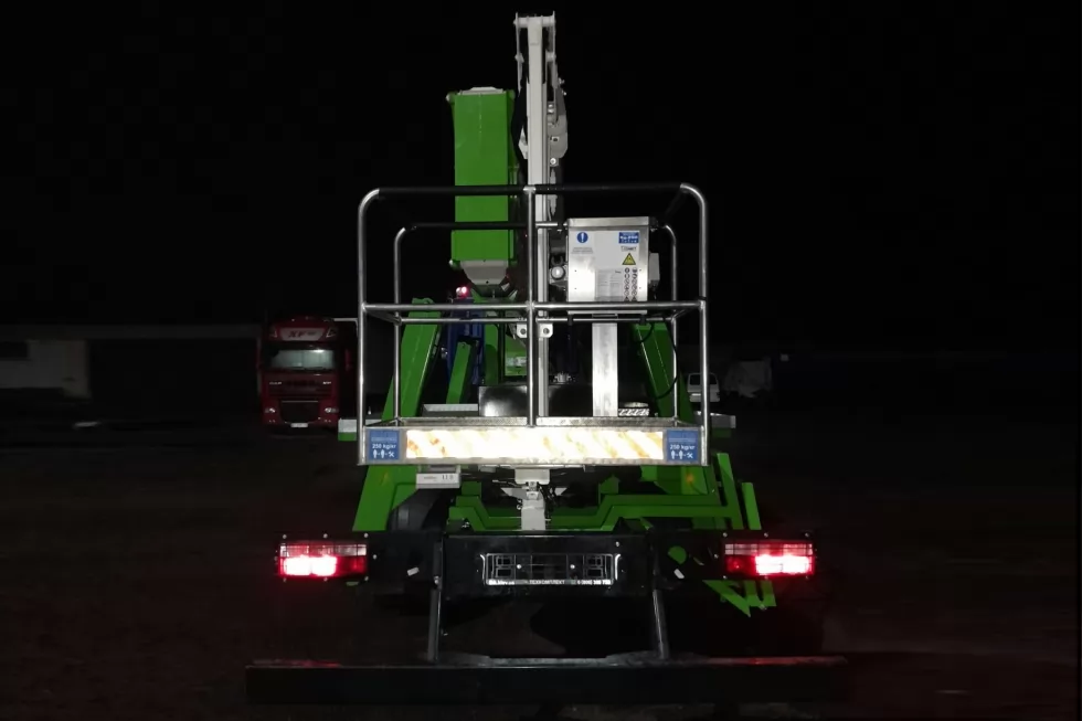 В Украине впервые собрана автовышка Comet с рабочей высотой до 31 м, фото 6