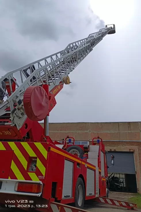 Возобновлена работа очередной пожарной спецмашины для Черниговщины, фото 13