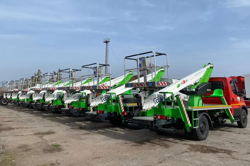 Харьковские энергетики получили очередную партию автовышек на полноприводном шасси, фото 6