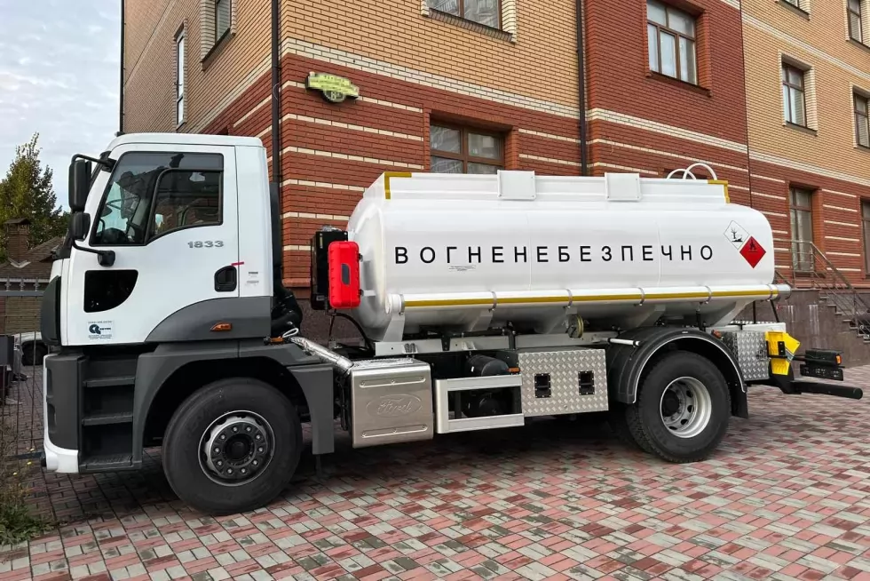 Партия из трех автотопливозаправщиков изготовлена для ведущей аграрной компании, фото 8