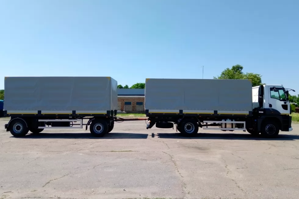 Готовится к отгрузке автопоезд на базе FORD Trucks и прицепа собственного производства Техкомплект, фото 18