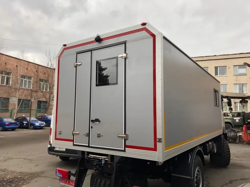 Партия жилых модулей на базе MAN отправилась к своему покупателю, фото 4