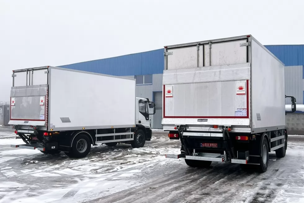 вантажні фургони iveco