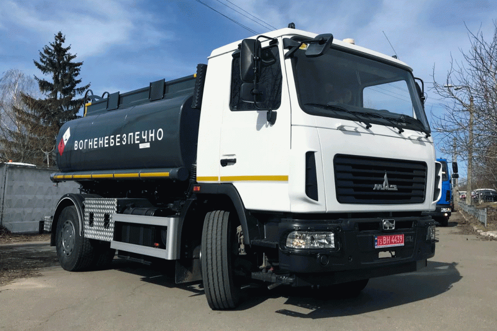Отгружены два автотопливозаправщика для конечного покупателя украинского дилера МАЗ, фото 1