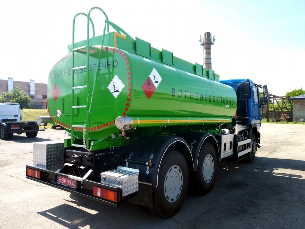 Техкомплект изготовил 12-кубовый топливозаправщик с 4-секционной цистерной на базе МАЗ-6312, фото 4