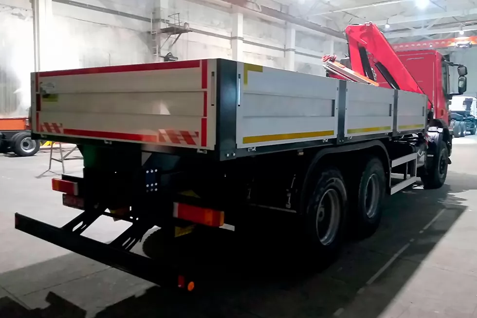 кран маніпулятор бортова платформа