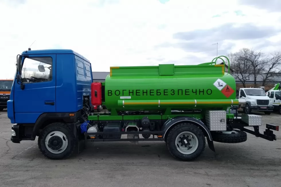 Днепропетровские аграрии приобрели новый автотопливозаправщик от Техкомплект, фото 3