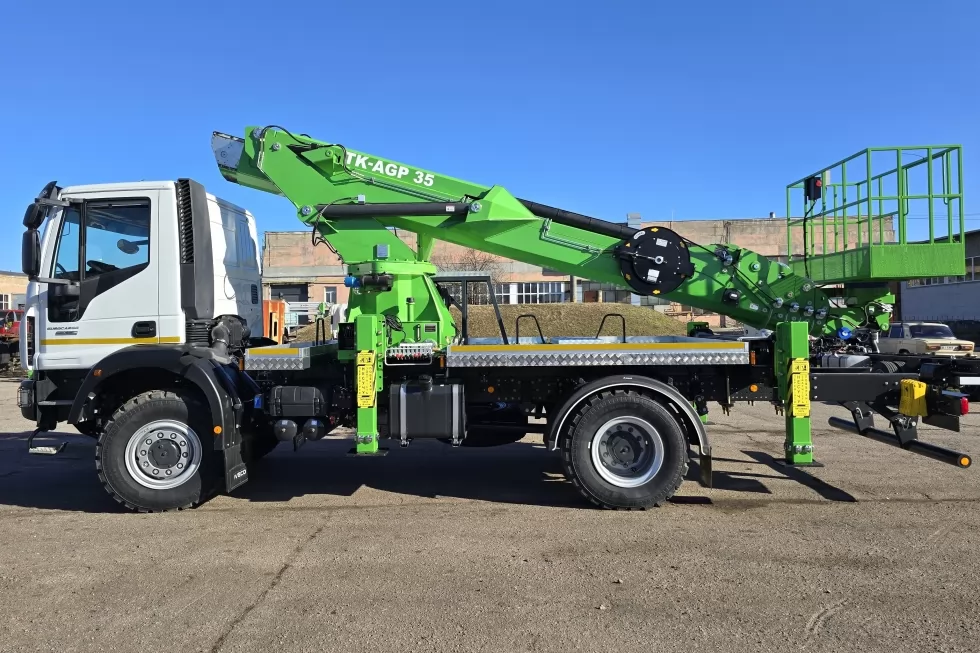 Энергетики Николаевской области получили мощную автовышку 35 м на полноприводном шасси IVECO, фото 5