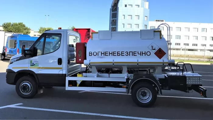 бензовоз iveco daily