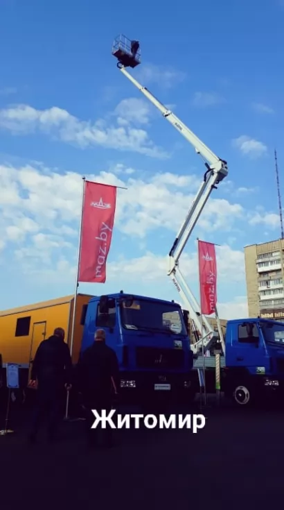 В Житомире проходит выставка крупногабаритных машин совместного производства Украина-Беларусь, фото 10