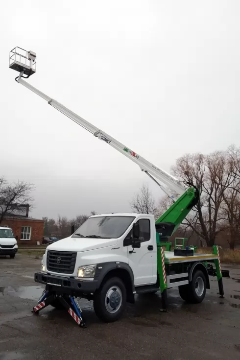 Изготовлена новая автовышка Comet 18 м на базе GAZON Next (HDC Белава), фото 2