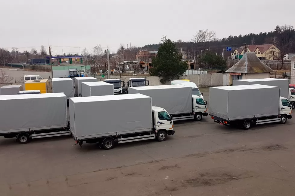 Готовится к отгрузке партия тентованных бортовых платформ на Hyundai HD78, фото 9