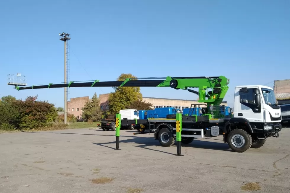 Киевэнерго приобрел 30-метровую автовышку SKYMAN DS00 на базе IVECO Eurocargo, фото 24