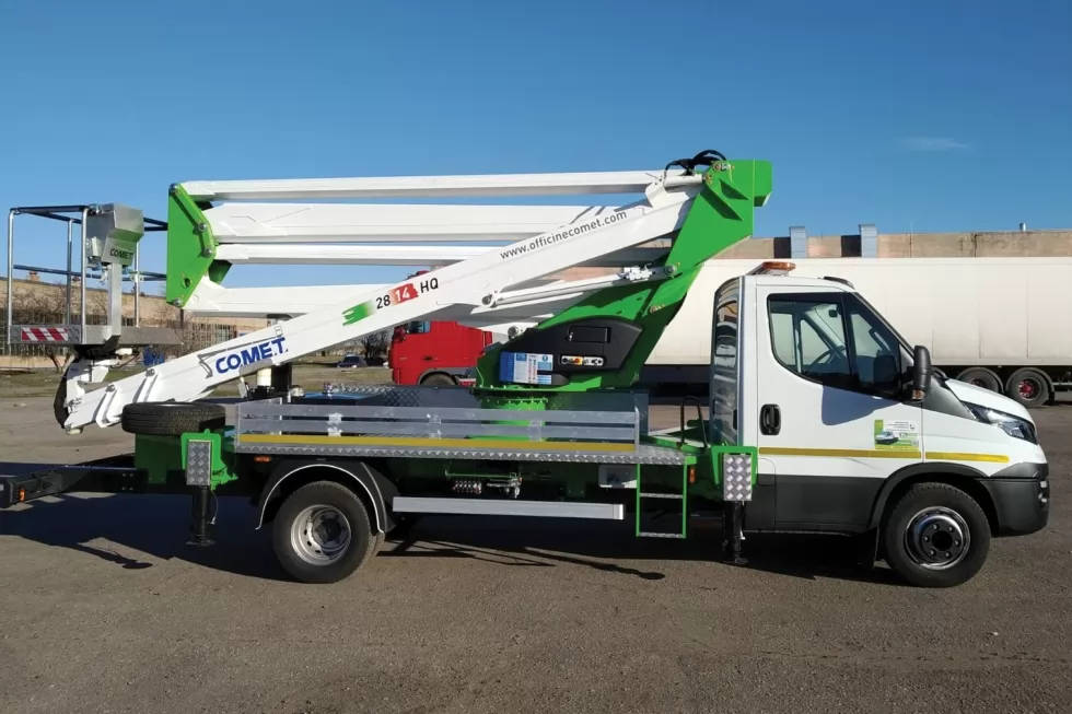 автогидроподъемник 28 м италия