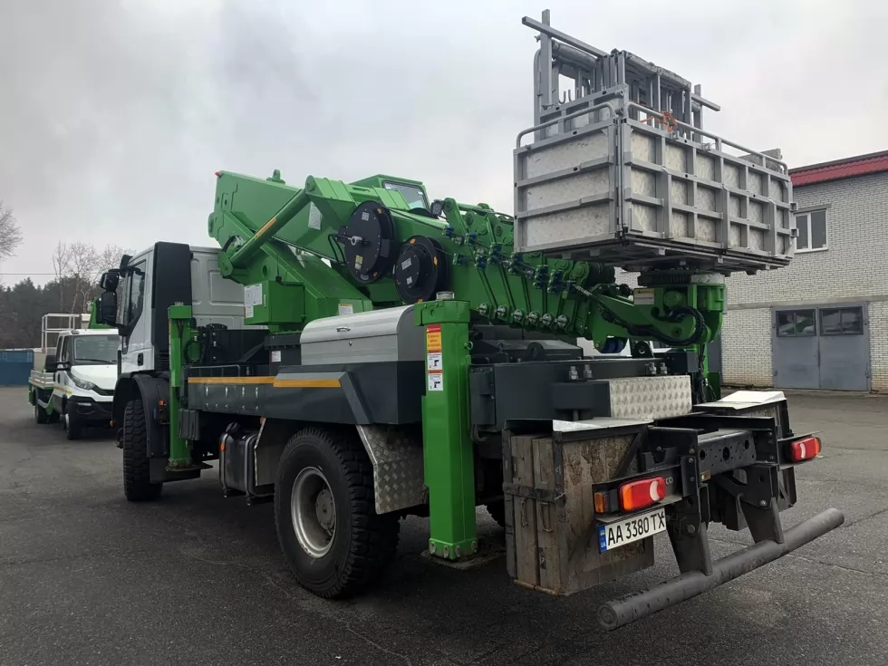 Постгарантийный сервис автогидроподъемников hansin