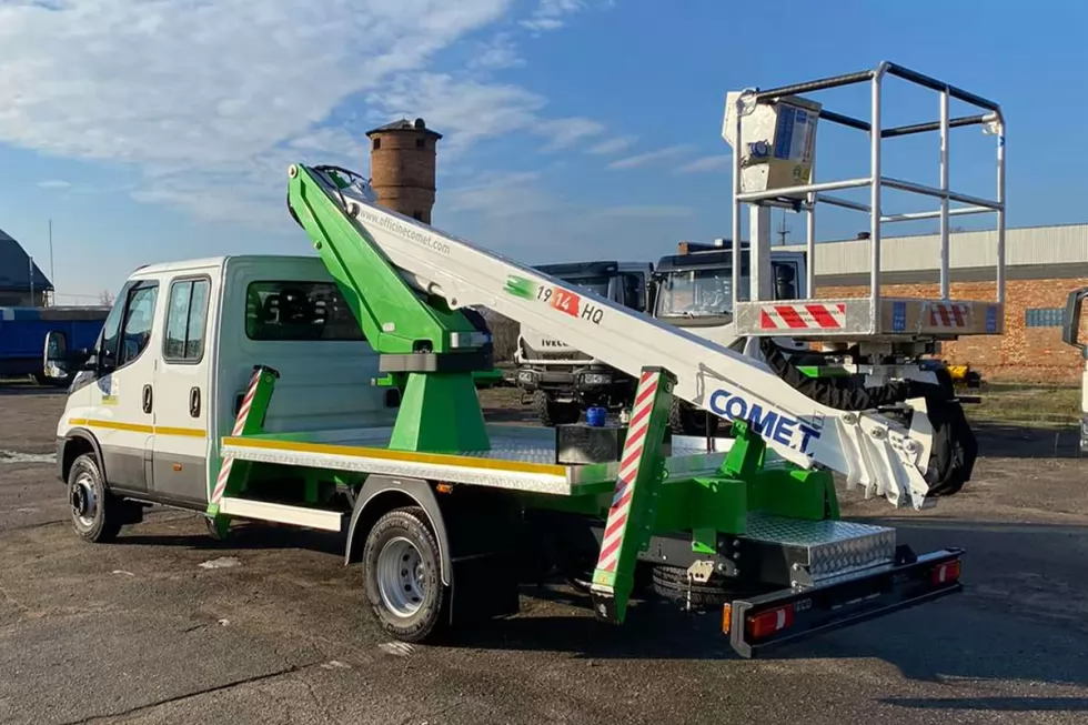 автовишка comet 19