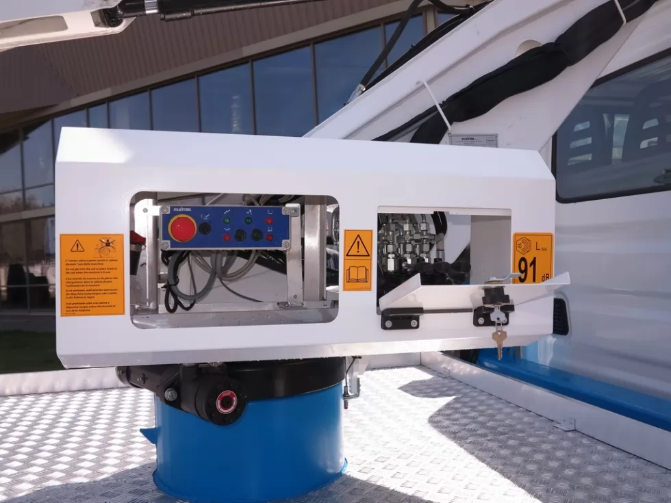 Автогидроподъемник IVECO: уникальное решение от Техкомплект (видео), фото 18