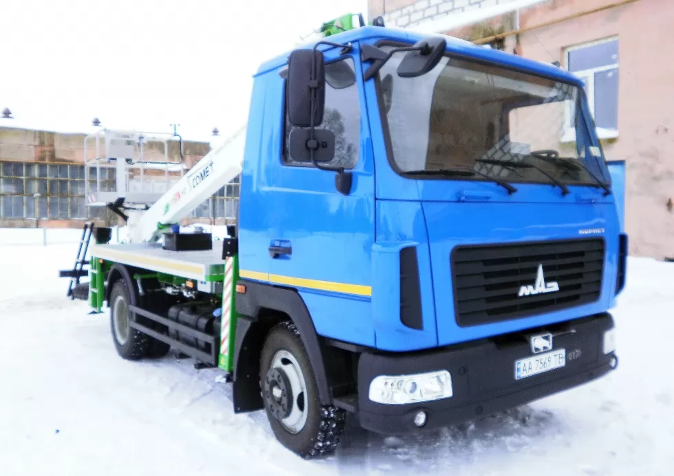Донецкая железная дорога - с новым автогидроподъемником COMET, фото 7