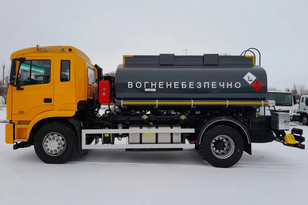 Сделали свой первый автотопливозаправщик на базе JAC N200, фото 1