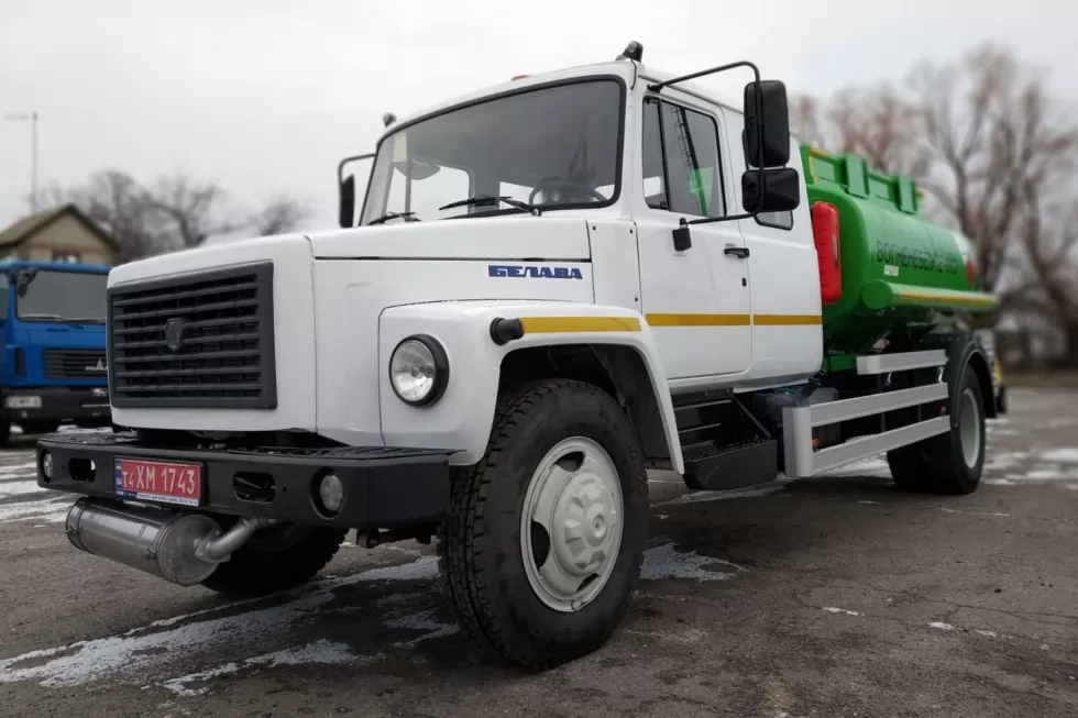 Новый автотопливозаправщик Техкомплект на базе ГАЗ-33098 (БЕЛАВА 1500) с двурядной кабиной, фото 3