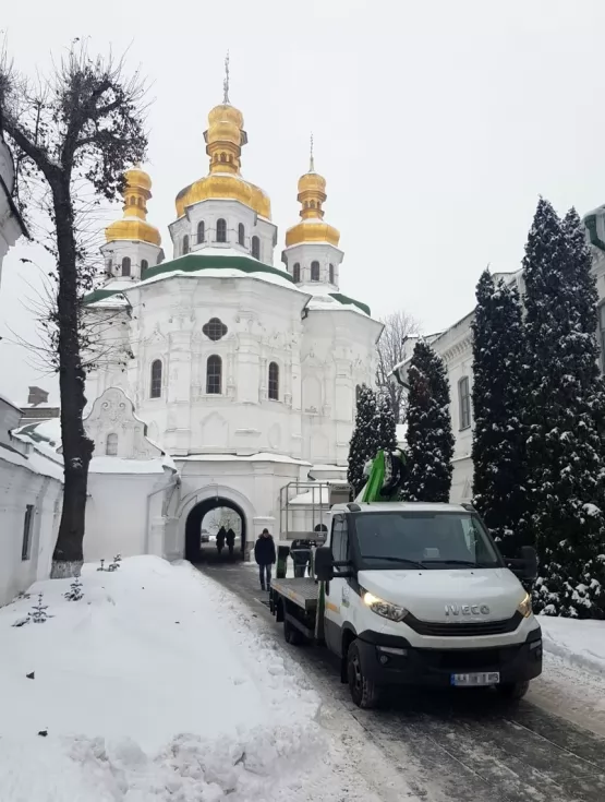Автовышки Comet: паломничество в Лавру , фото 8