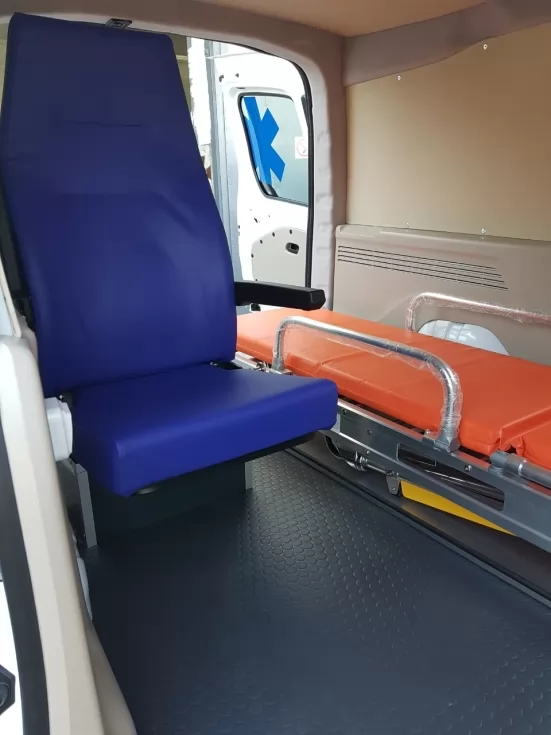 В луганском Рубежном будет работать скорая медицинская помощь на базе Peugeot Partner, фото 3