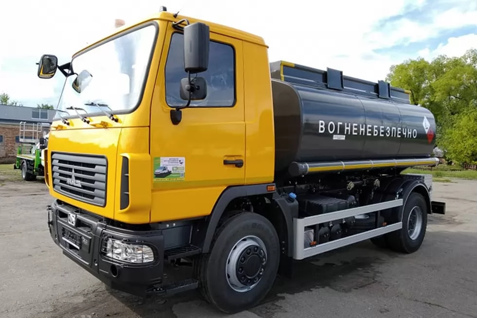 бензовоз маз