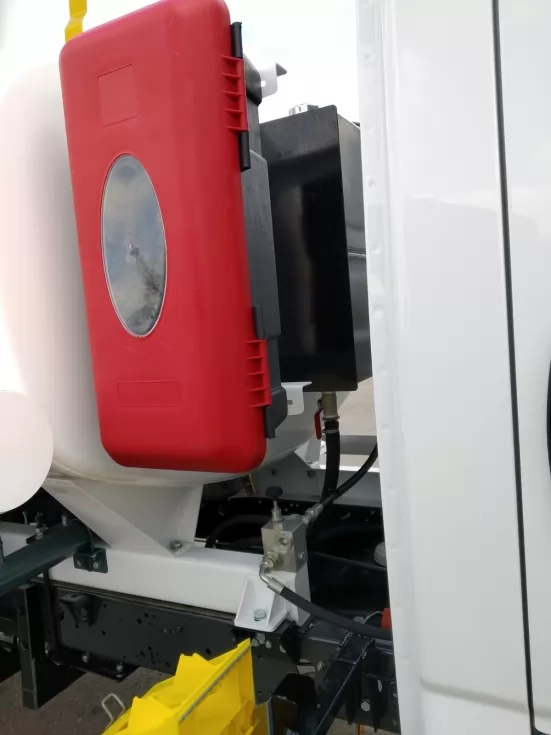 Автомагистраль-Юг получила очередную партию автотопливозаправщиков на базе IVECO Daily, фото 17