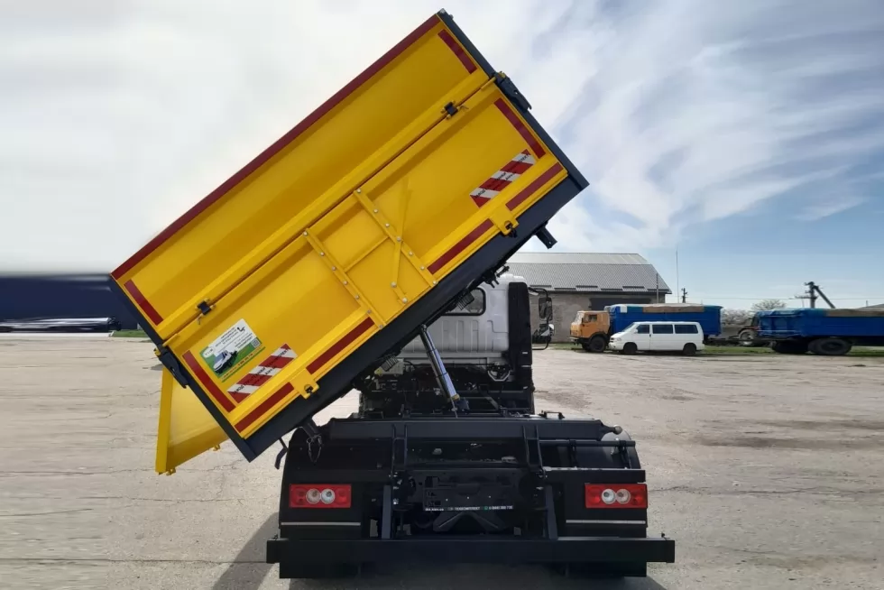 На базе FOTON AUMARK 1108 сделан очередной самосвал КОШМАНОВЕЦ, фото 2